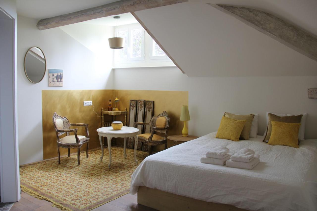 Le Relais Du Doubs En Bourgogne Bed & Breakfast Ciel Rom bilde